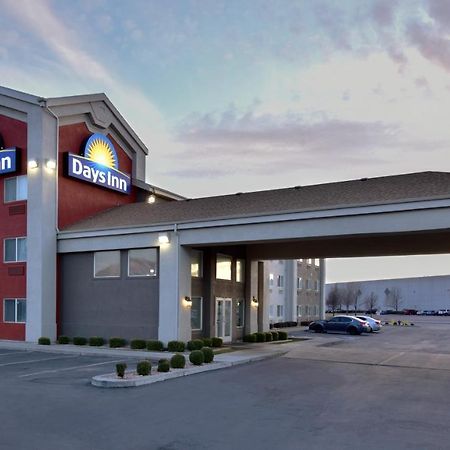 Days Inn By Wyndham Спрингвил Екстериор снимка