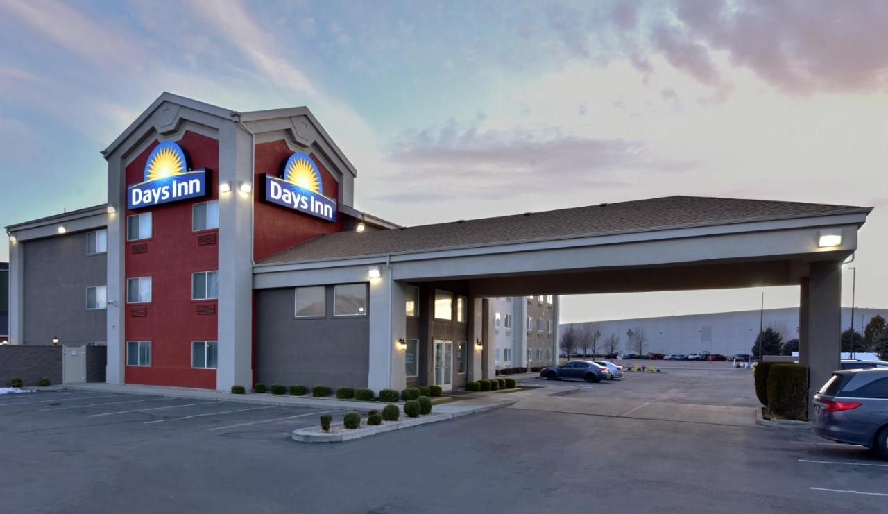 Days Inn By Wyndham Спрингвил Екстериор снимка