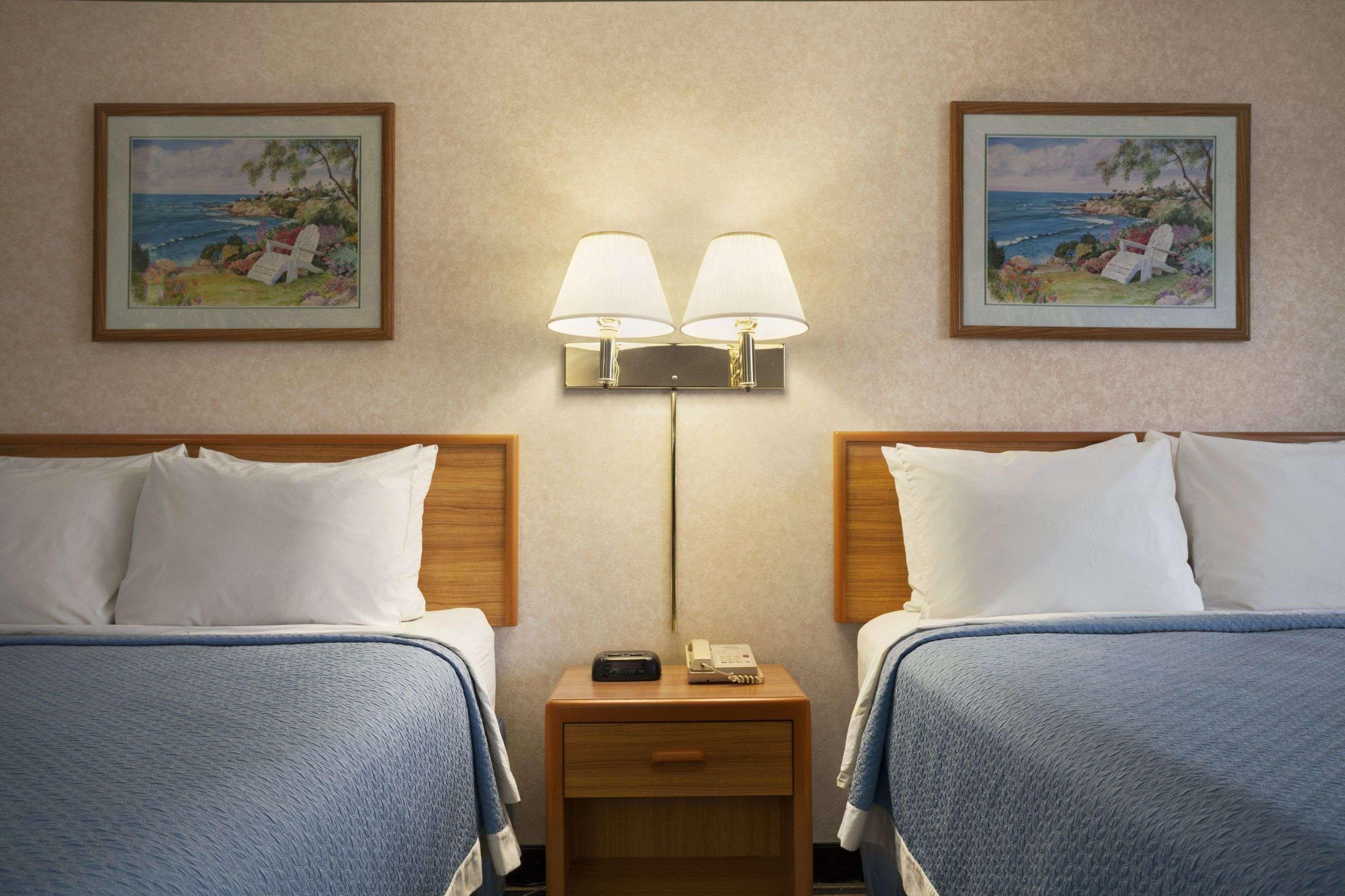 Days Inn By Wyndham Спрингвил Екстериор снимка